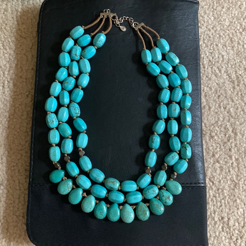 Silpada retired Howlite Bead &Sterling Silver Necklace